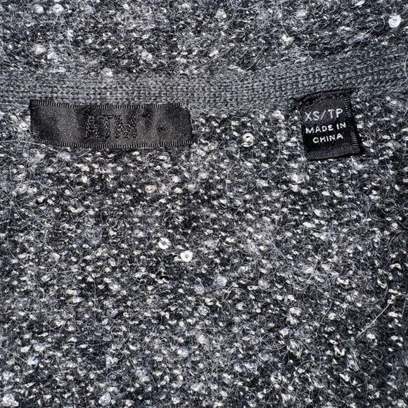 Like New ATM Gray Sequin Alpaca Button up Cardigan XS - Picture 11 of 12